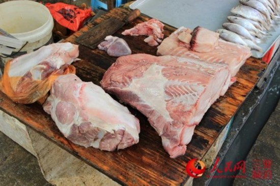 网曝三亚渔民宰杀白鲨 渔政部门已介入调查