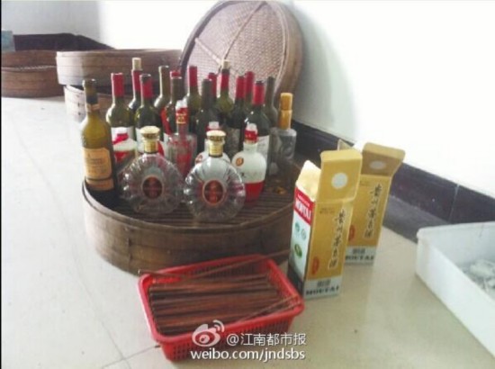 江西芦溪县财政局花数百万元在景区旁建7栋别墅